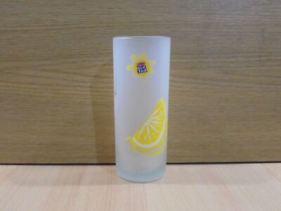 LIPTON ICE TEA LEMON ADVERTISIGN BLUR GLASS