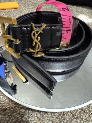 Belt with monogram of the Saint Laurent brand, characterized by its buckle 1 