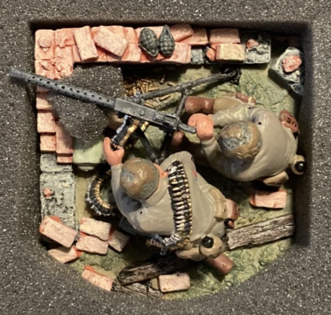 全新带盒! 英国 2 件套装! 101ST AIRBORNE MG 团队 #25240 & #17140 查看并阅读全部 — 第 2/4 张图片