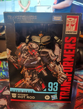 Hasbro Transformers Studio Series 93 Deluxe Autobot Hot Rod w Backdrop