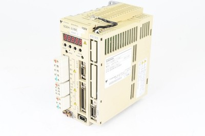YASKAWA SGDH-02BE + FC100, SGDH-02BEY222 + JUSP-FC100, Servotreiber, Ver.0D00E-2