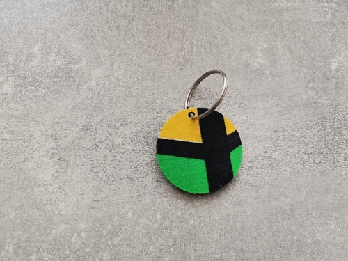 Produktbild von JoJo Ausweishalter Mit Karabiner – Reißfest, Hartplastik, Gürtelclip, Schwarz