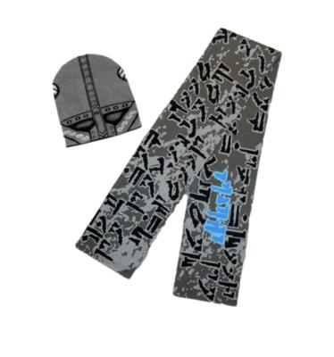 Loot Crate Elder Scrolls Beanie and Scarf Set