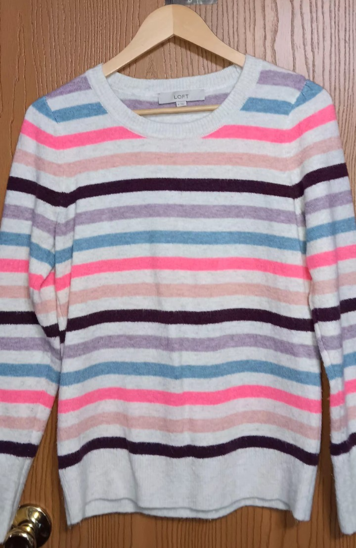 Loft Women's Long Sleeve Sweater Size Medium White With Multicolored Stripe Soft