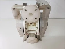 Versamatic Diaphragm Pump E1PP5F5T9C-CP  Warren Rupp