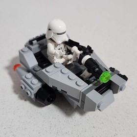 LEGO (75126) STAR WARS: FIRST ORDER SNOWSPEEDER W/ MINIFIGURE NO BOX OR BOOKLET