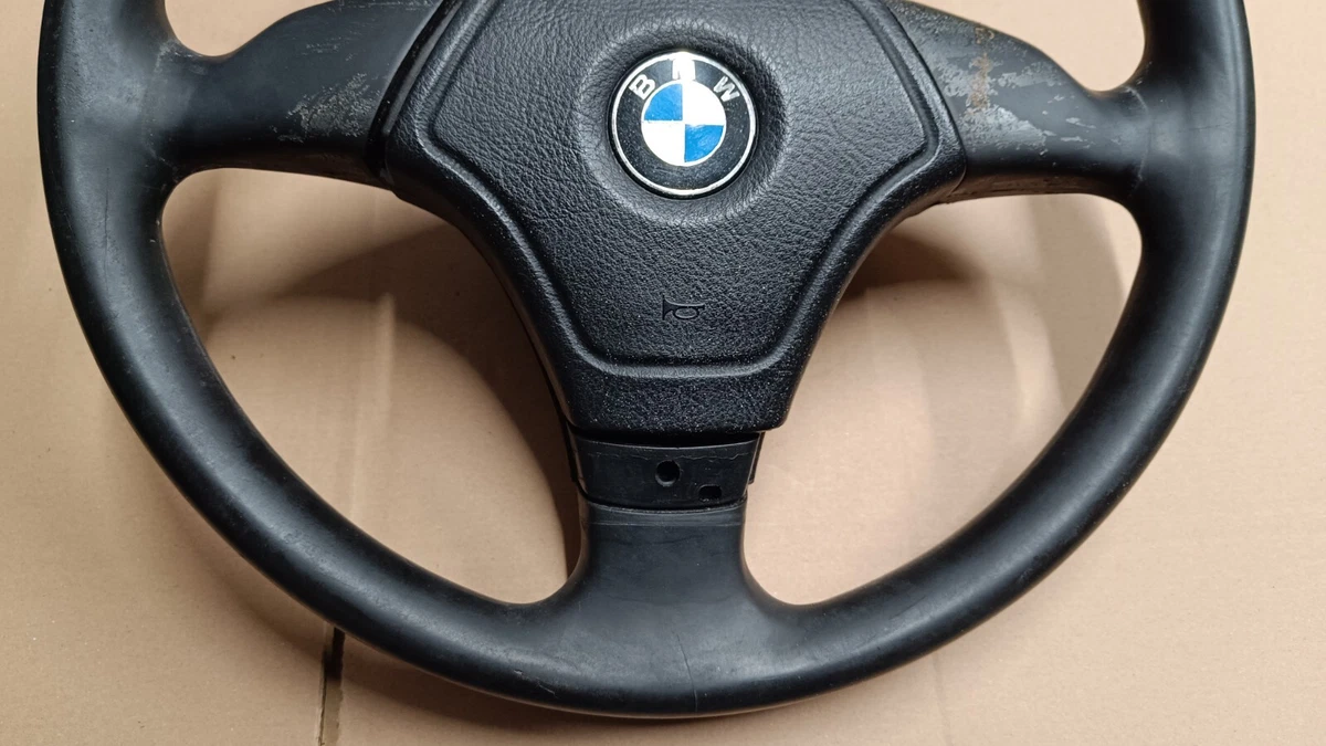 BMW E36 M3 Z3 E39 E31 E34 3 SPOKE SPORTS STEERING WHEEL OEM M TECH  