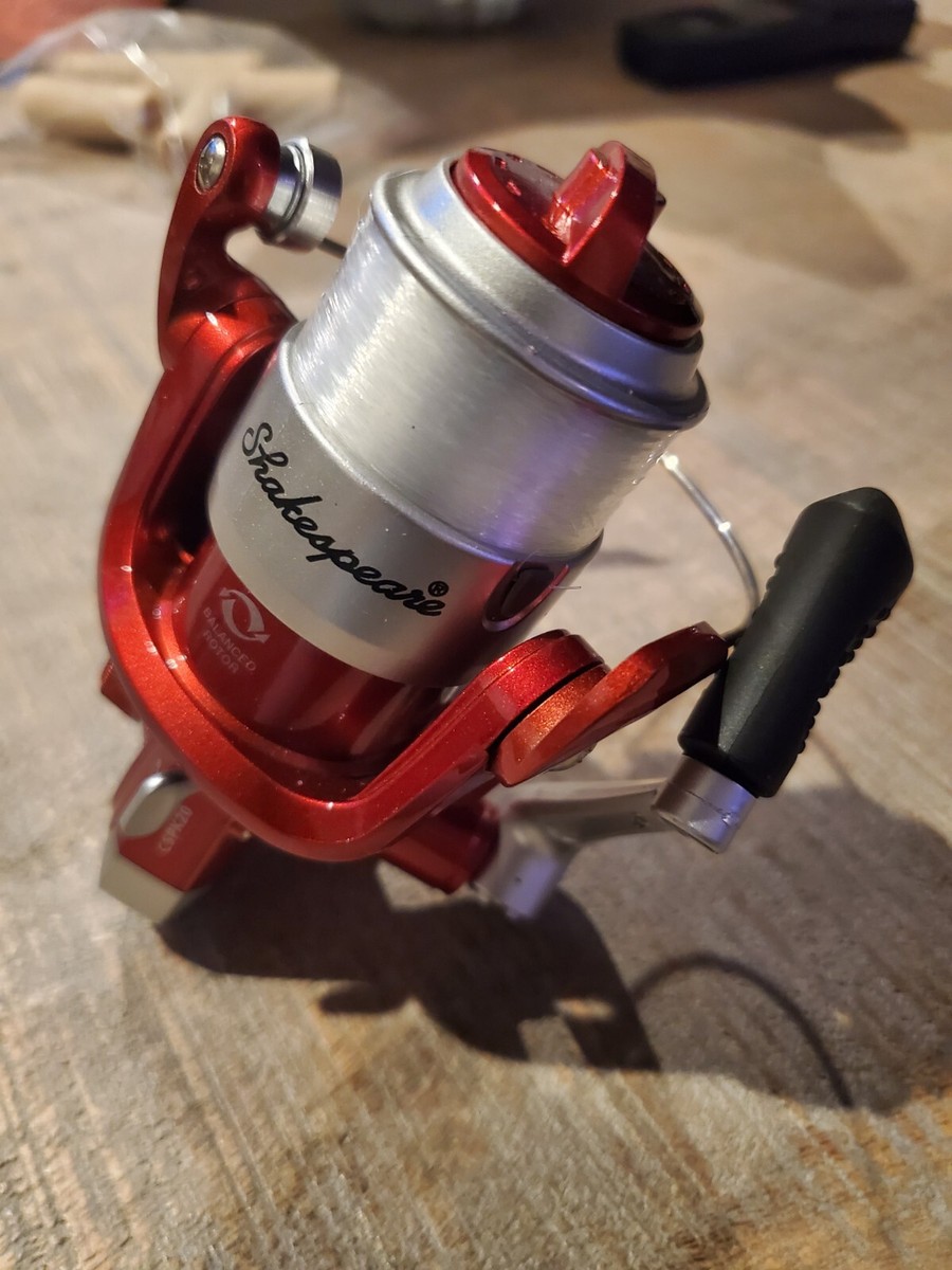 Shakespeare CSPK20 Balanced Rotor Spincast Fishing Reel Red. Bin#5