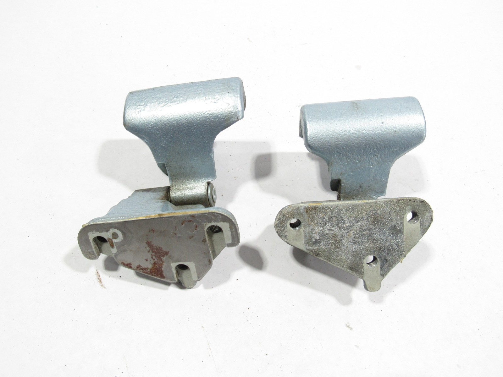 02-06 Maserati Coupe GT 2004 Left Driver Door Hinges Set Pair 2 PCS ;