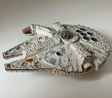 1979 STAR WARS Kenner Diecast Metal MILLENIUM FALCON Space Ship with Top Guns