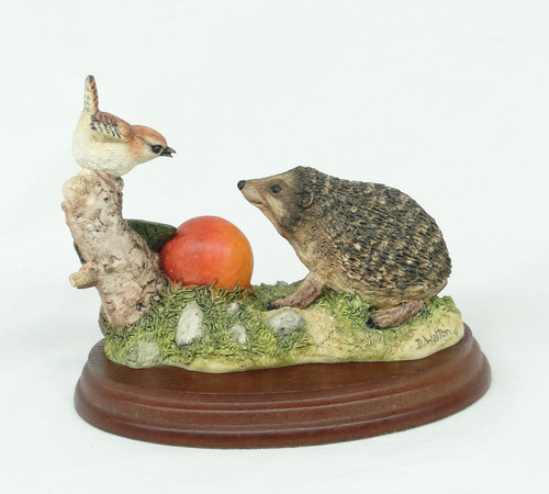 Border Fine Arts Hedgehog & Wren B0206 Vintage 1997 Sculpture Figurine D. Walton
