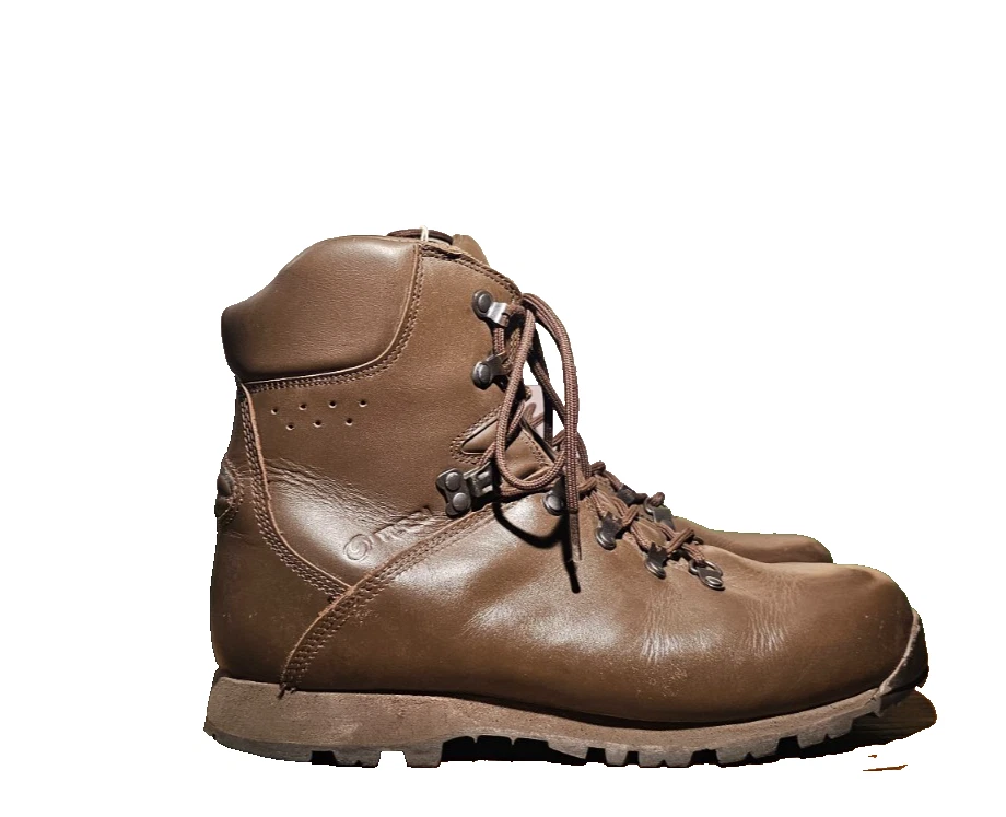 Iturri lightweight Patrol Boots for Hiking, Walking, Fishing Outdoors UK 10 M