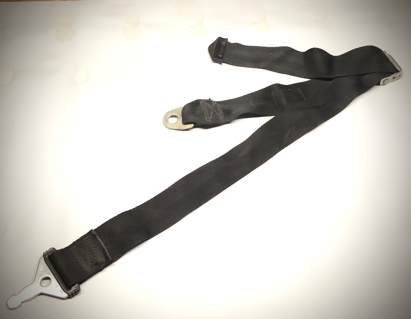 1966-80 Rolls Royce Silver Shadow Wraith II Rear Center Passenger Seatbelt Strap