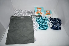 ALVABABY Swim Diapers 2pcs Baby & 2 Diaper Wet/Dry Bags NWT