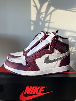 NIKE Air Jordan 1 Retro High OG Bordeaux EU44 US 10 UK 9 NEU