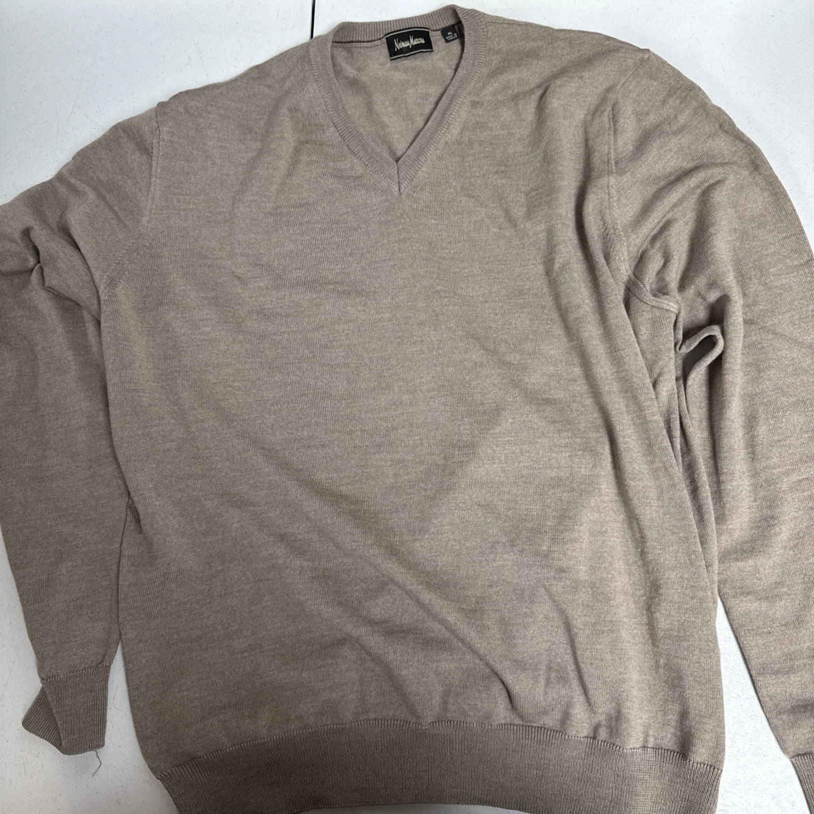 Neiman Marcus 100% Merino Wool V Neck Sweater Light Brown Size XL
