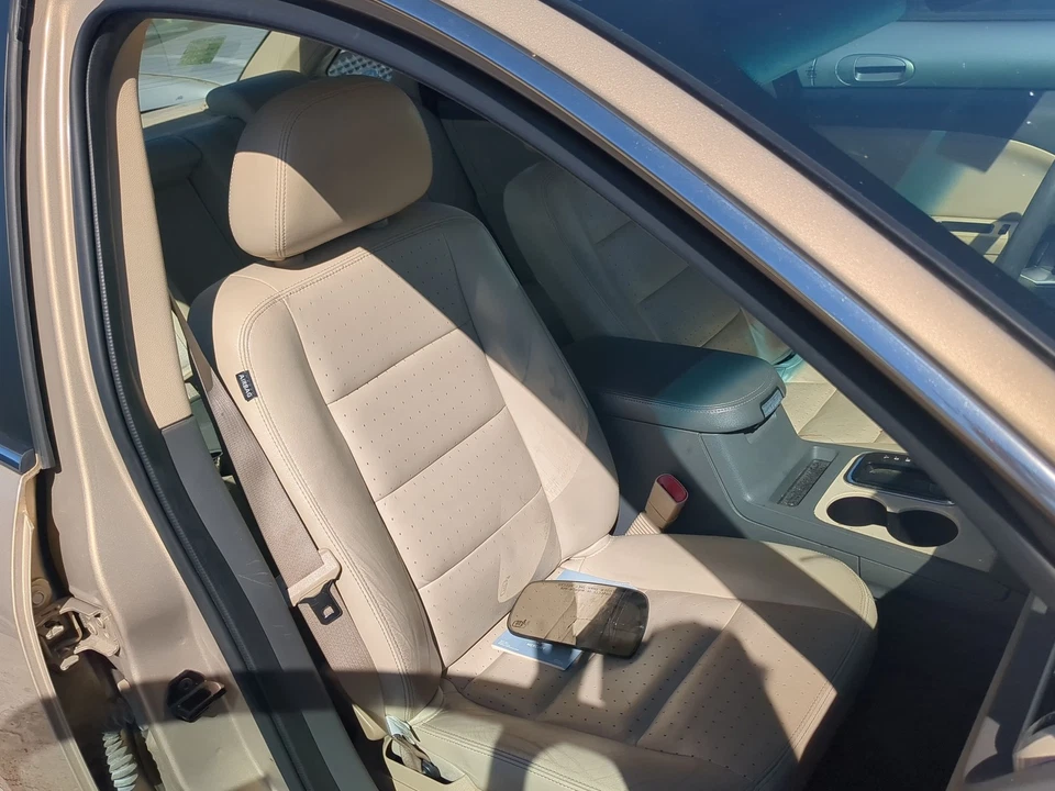 2008-2009 Mercury Sable Passenger Front Seat Oem AVXM1 - Image 2 of 2