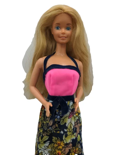 Vintage Super Star Era Barbie Doll W/Fashion Collection Dress #1906 1970's 80's
