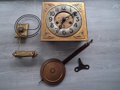 Gustav Becker Silesia P42 Uhrwerk mit Pendel, Gloria Gong, Schlüssel f Regulator