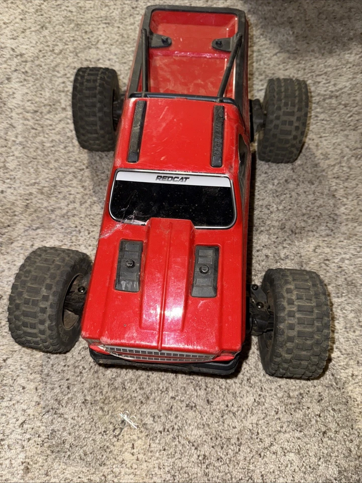 Redcat Valkyrie MT 4S 4WD Brushless Monster Truck Red - Image 3 of 4