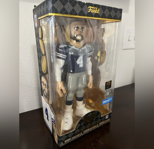 Funko Gold Dak Prescott 12” CHASE Edition – Walmart Exclusive - Picture 1 of 3