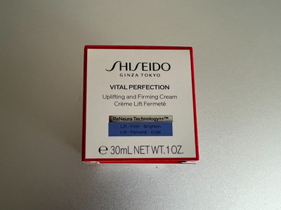 Shiseido Vital Perfection Uplifting and Firming  Cream 30 ml Neu OVP
