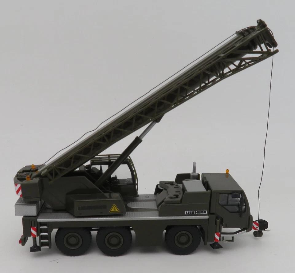 RARO HERPA HO 1/87 CAMION GRU MOBILKRAN LTM LIEBHERR 1045/1 BUNDESWEHR MILITARE - Immagine 4 di 4