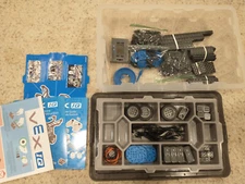Vex Robotics IQ Super Kit 228-2500 clawbot, mostly complete (see description)