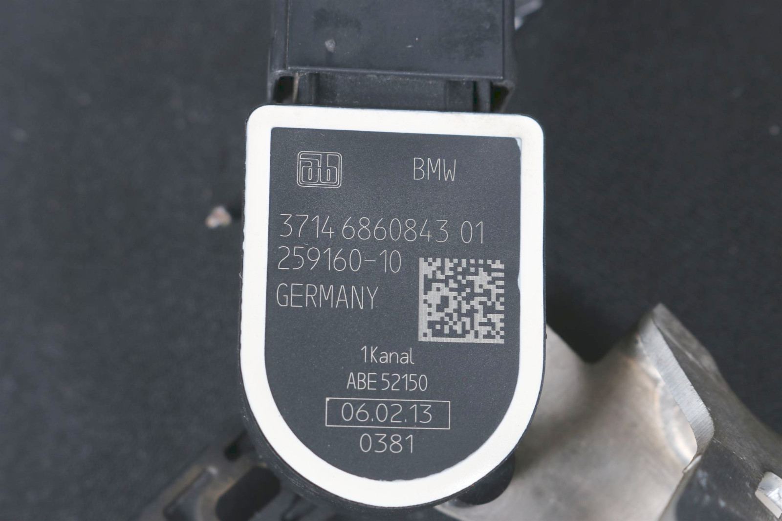 6.621km BMW M3 3er F80 M4 4er F82 F83 Level Sensor 6860843 Holder Front