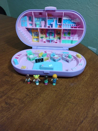 Vintage Polly Pocket Bluebird 1992 STAMPIN' SCHOOL Playset w/ 4 Figures