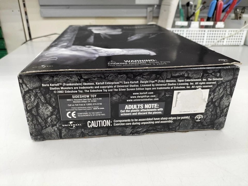 Sideshow Frankenstein Universal Studios Monsters Silver Screen Edition 12 in - Image 3 of 4