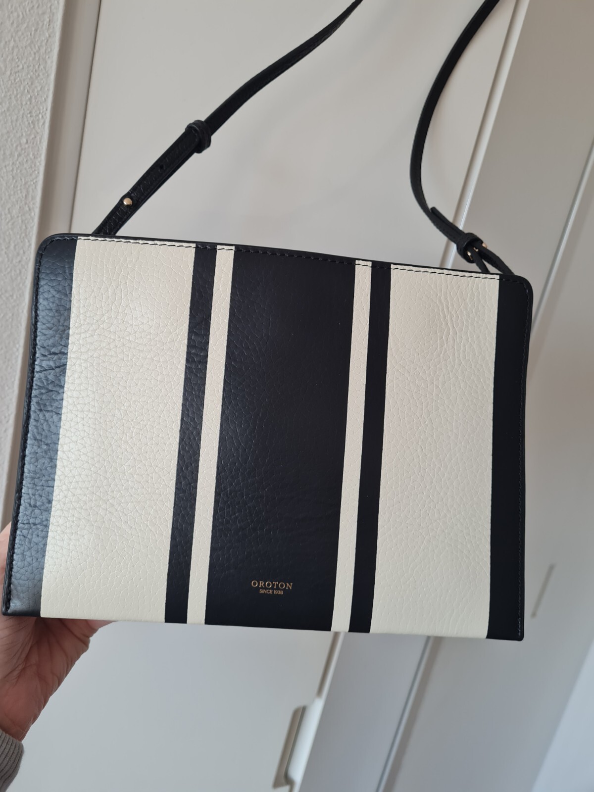 Oroton Avalon Bag Megan Markle eBay
