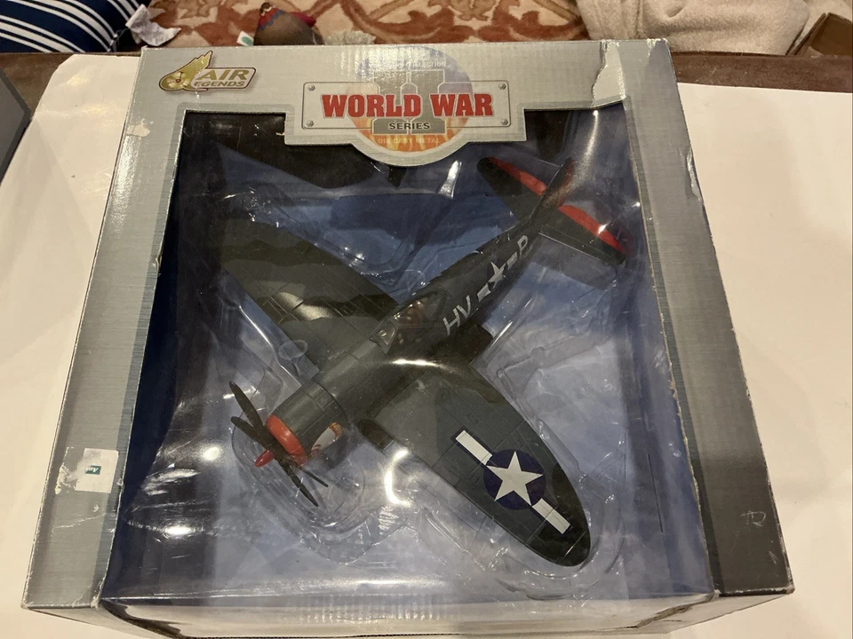 Air Legends 1/48 Scale 99048 - Republic P-47D Thunderbolt 228473 Big Chief - Image 2 of 4