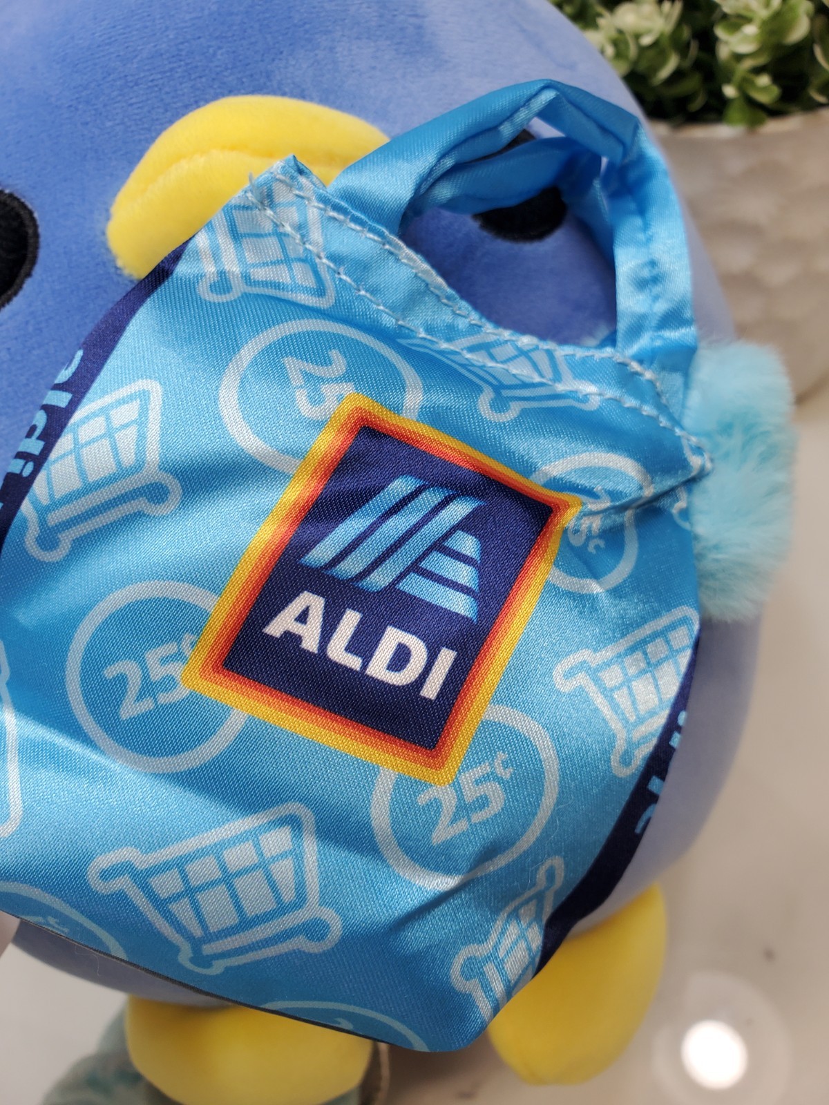 ALDI Finds Limited Release! Levi 8" SNACKLES🔵🎁 NEW With Tags !