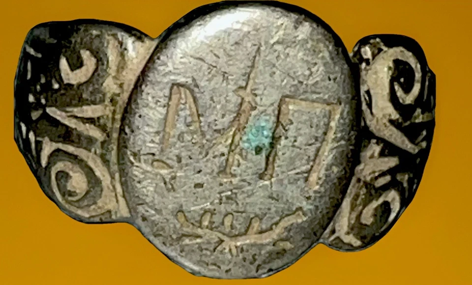 ANILLO medieval de Billón de Europa del Este iniciales reales o sello RARO Foto 2 de 4
