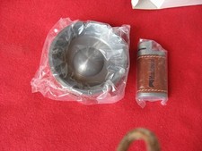 Esclusivo set posacenere e custodia accendino Marlboro da collezione avvolto in pelle