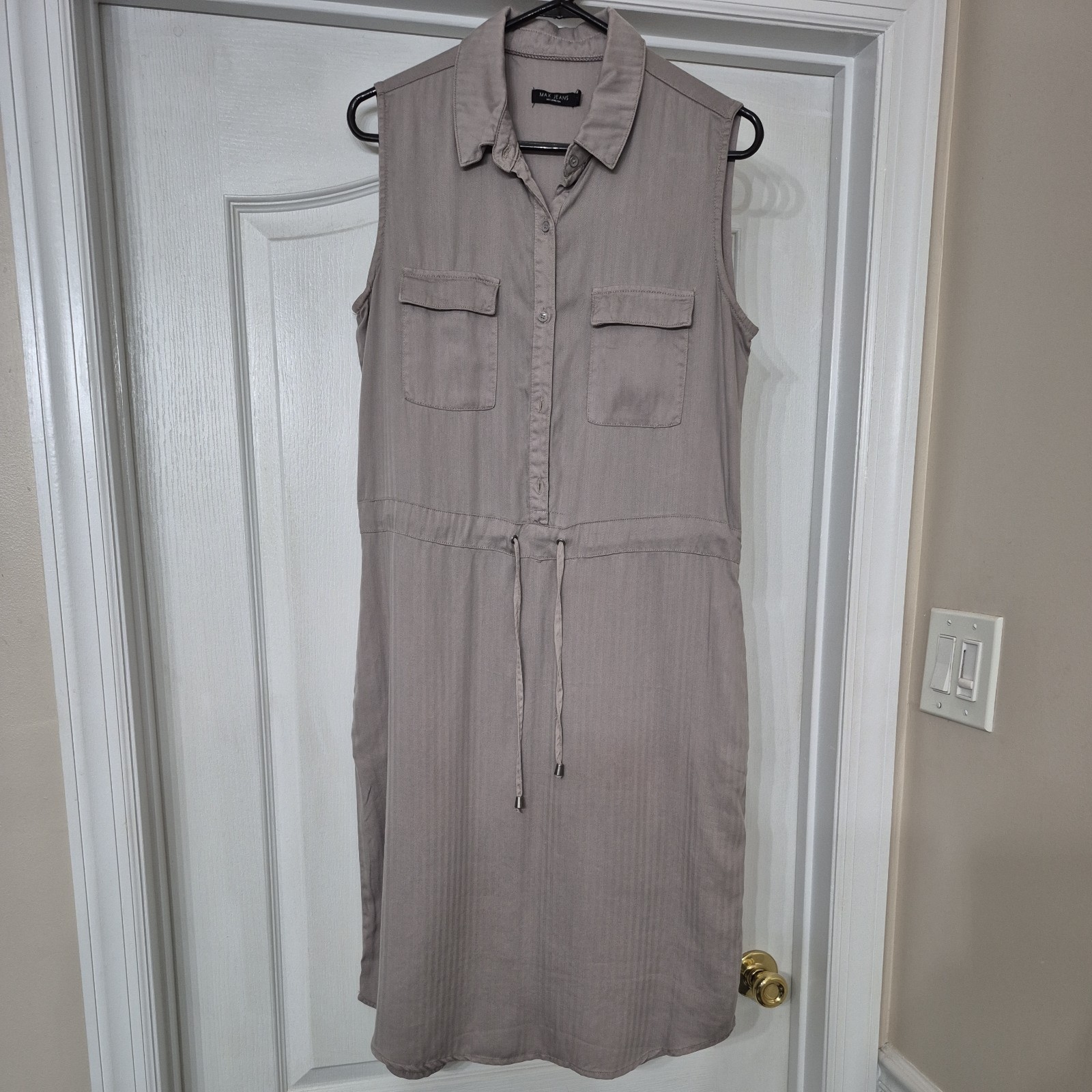 Dress Gray Collared Pockets Casual Lightweight Size M New