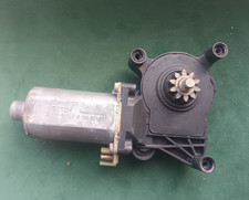 MERCEDES BENZ W210 FENSTERHEBER MOTOR RECHTS VORNE 0130821671 BOSCH