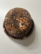 Vintage womens feather hat, multi colored, great condition
