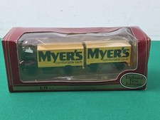 EFE 1:76 OO Gauge 24001 Bedford TK Box Van Myers Beds Die-Cast Truck