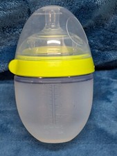 Comotomo Natural Feel Baby Bottle 5oz 2-Pack Green Collar and Clear
