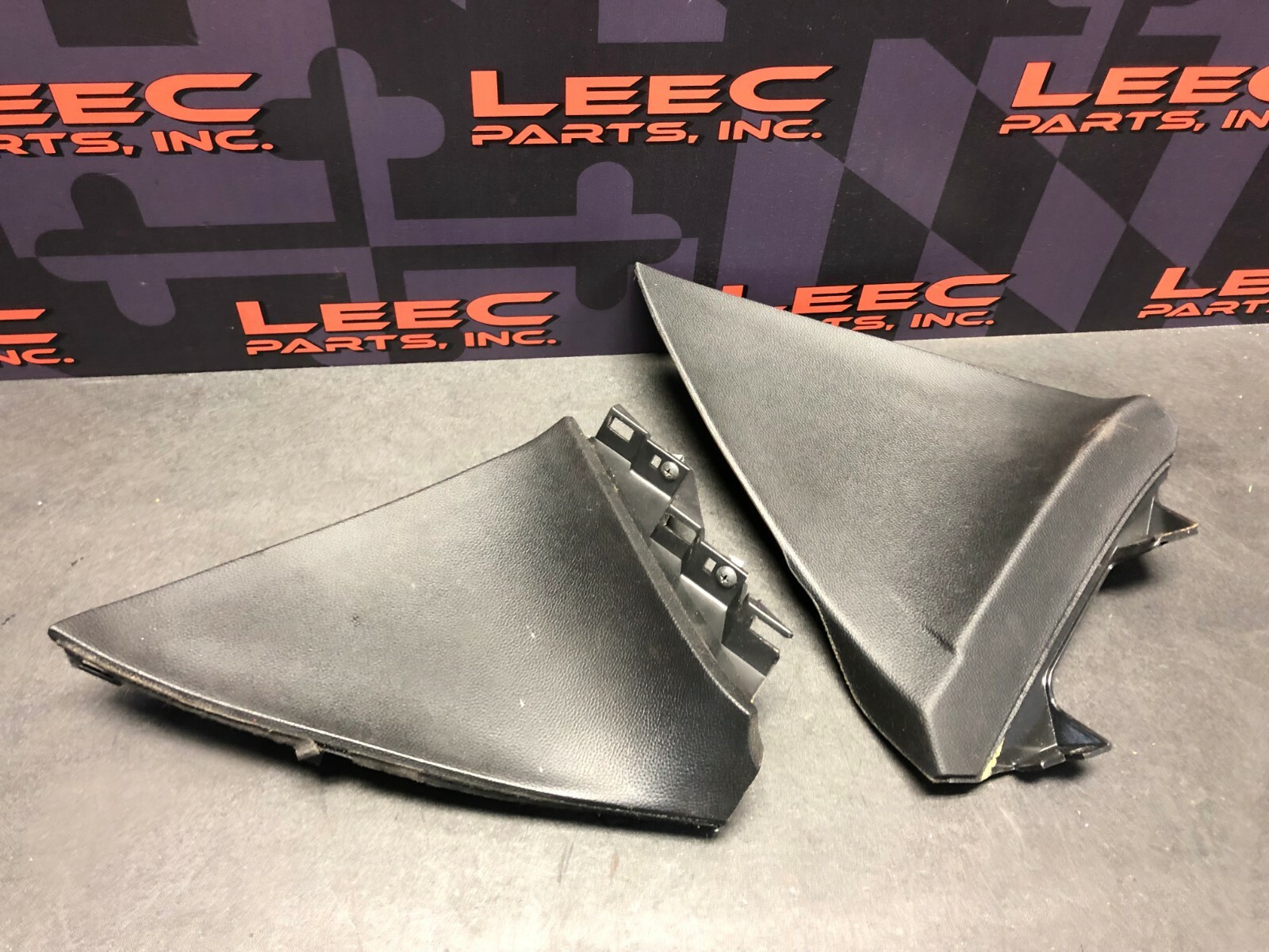 2008 INFINITI G37S G37 SPORT COUPE OEM CENTER CONSOLE SIDE TRIM PANELS