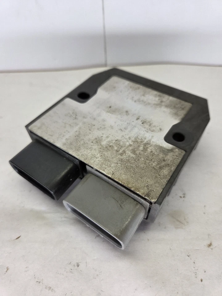 Regulador de voltaje rectificador Honda Cb1100 2013-2017 Foto 2 de 3