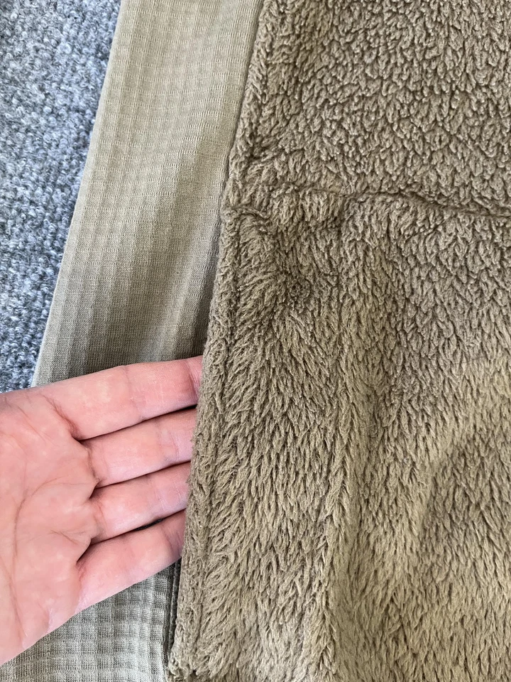 US Army Fleece Jacket Mens Medium Long Coyote ECWCS Gen III Level 3 Made USA - Image 3 of 4