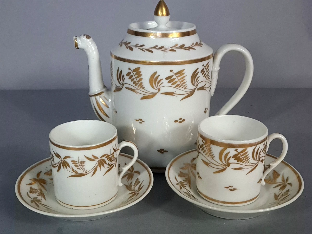 Service à café en porcelaine de Paris, Manufacture de Dagoty vers 1815-20 - XIXe siècle - N.111198