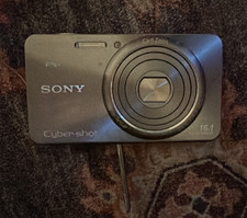 Sony Cyber-shot Compact Digital Camera Silver 16.1MP 8x Zoom NFC HDMI