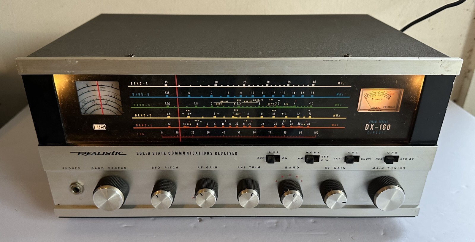 Realistic DX-160 Shortwave Radio 5 Band Shortwave Receiver Ham SSB Works