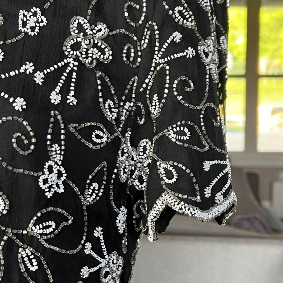 Top de noche grande Laurence Kazar New York de colección negro plateado blanco lentejuelas con cuentas Foto 3 de 4
