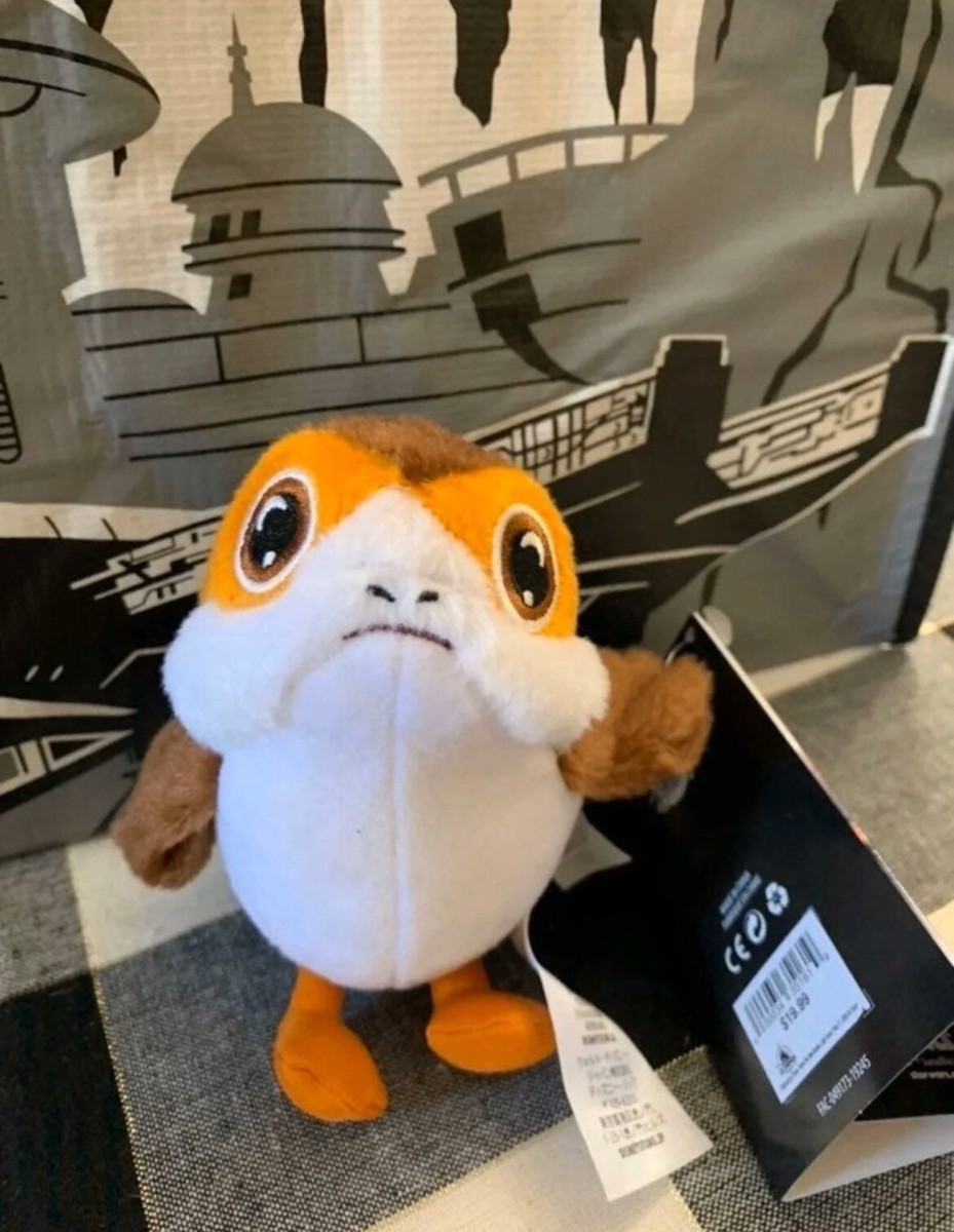 STAR WARS Toddler Porg 肩乗せぬいぐるみ Disney Parks Star Wars Toddler Porg Talking Magnetic Shoulder Pal