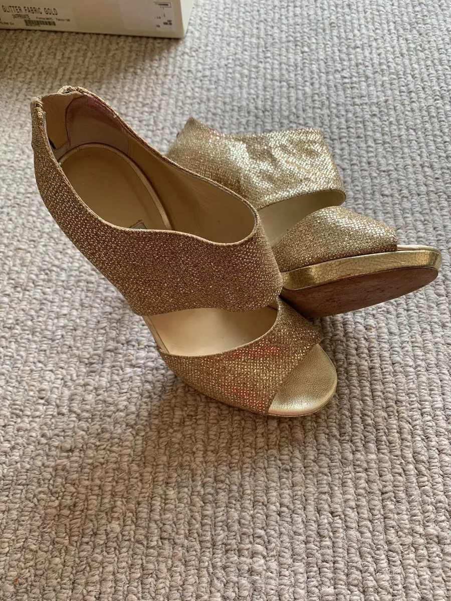 Ladies full cheap cover shoes